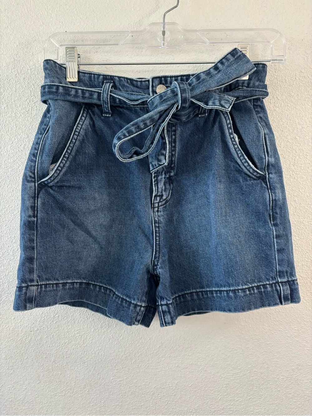 Gap Women’s Size Paperbag-Waist Denim Jean Shorts Size 0